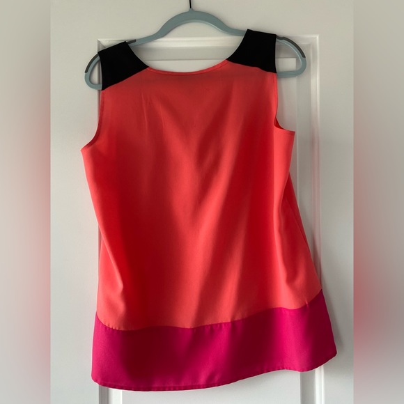 Ann Taylor LOFT Sleeveless top - Picture 2 of 6